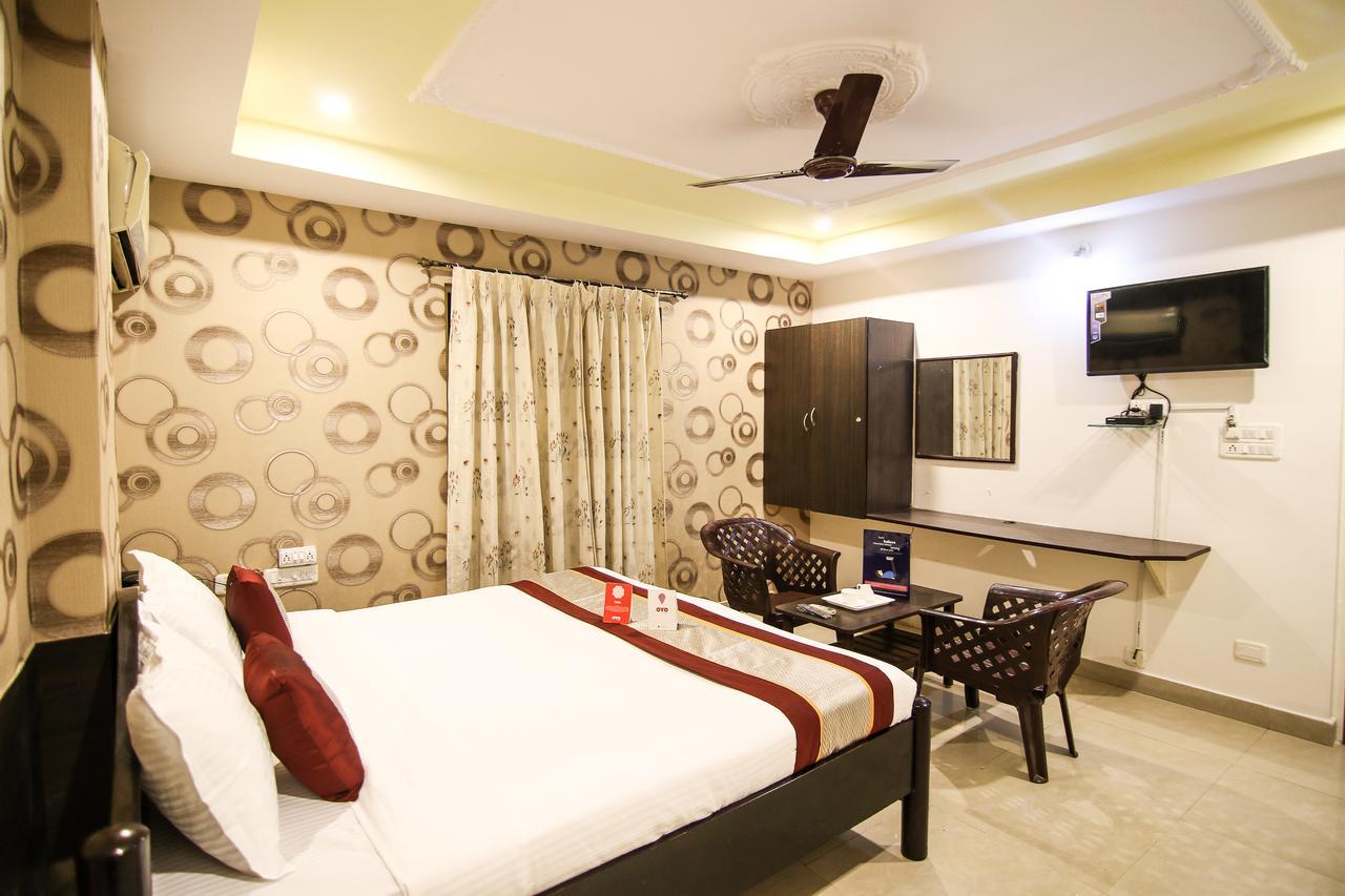 Oyo 9207 Chakri Guest House Visakhapatnam Exterior photo